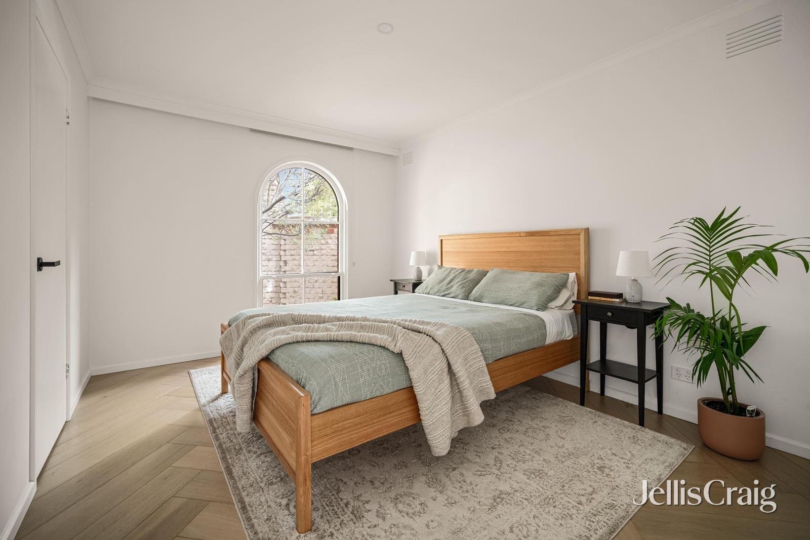 1/25 Wedd Street, Cheltenham image 6