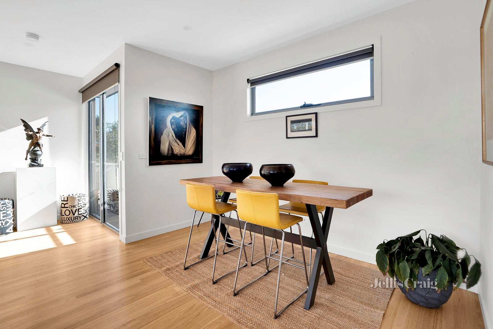 1/250 Pascoe Vale Road, Essendon image 5