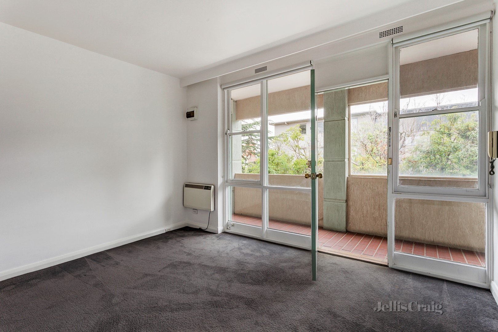 12/506 Glenferrie Road, Hawthorn image 2
