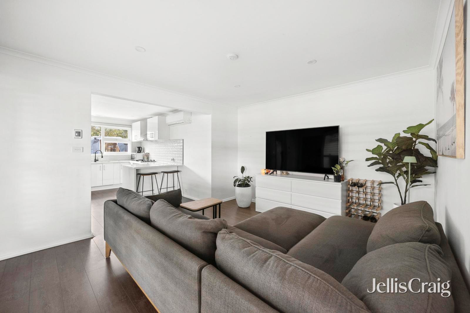 1/252 High Street, Belmont image 2