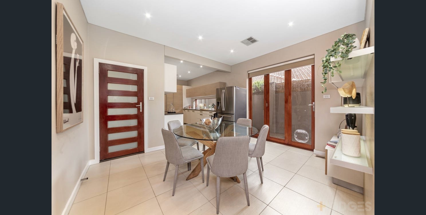 1 / 252 South Road Brighton East