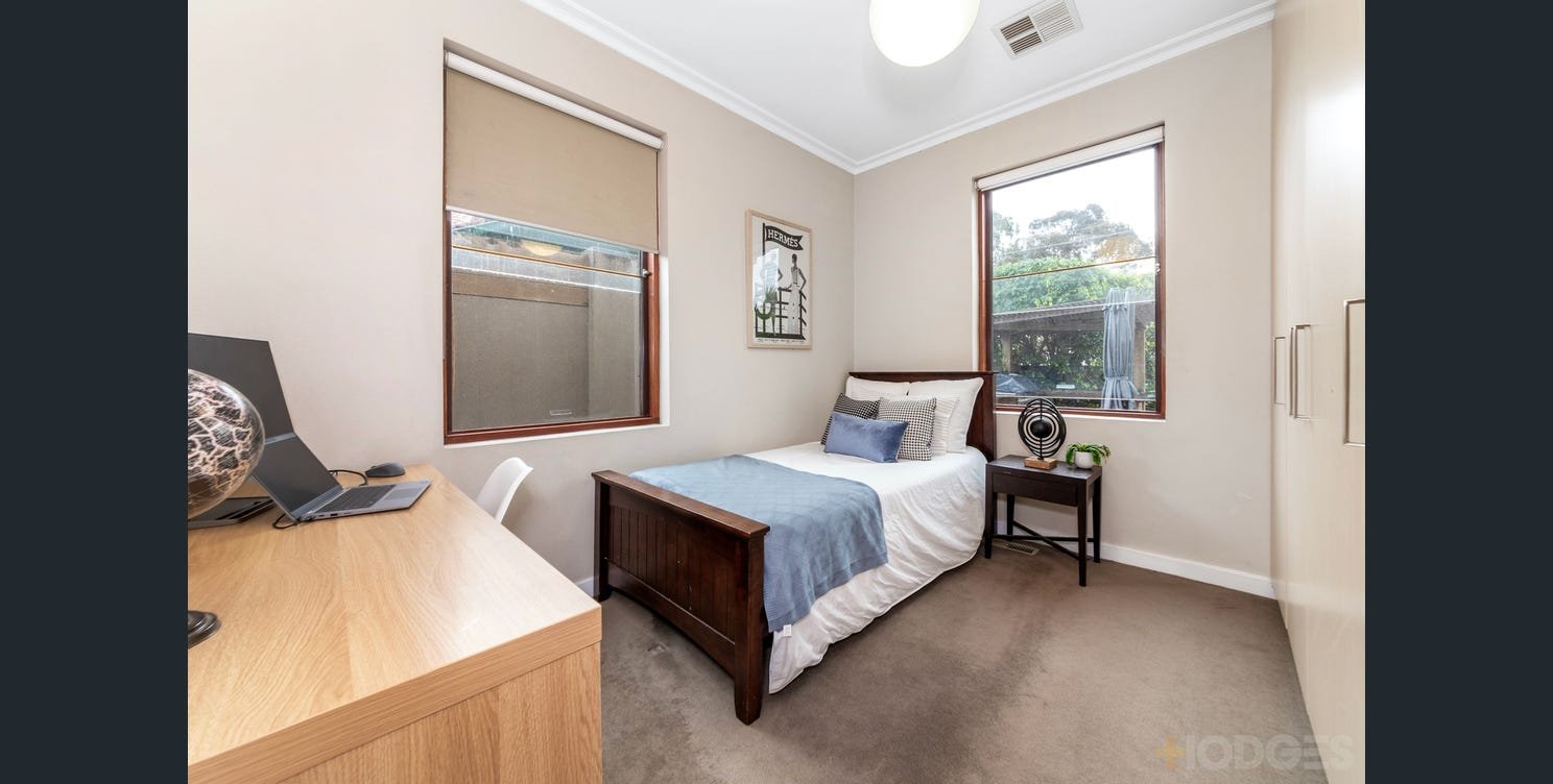 1 / 252 South Road Brighton East