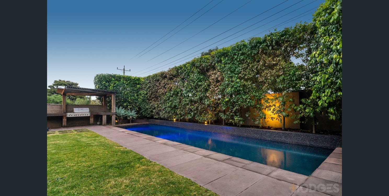 1 / 252 South Road Brighton East