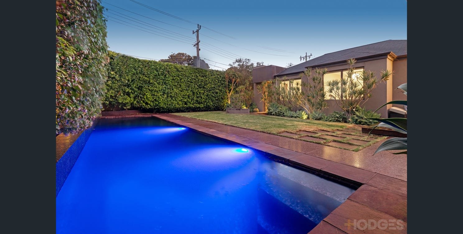 1 / 252 South Road Brighton East