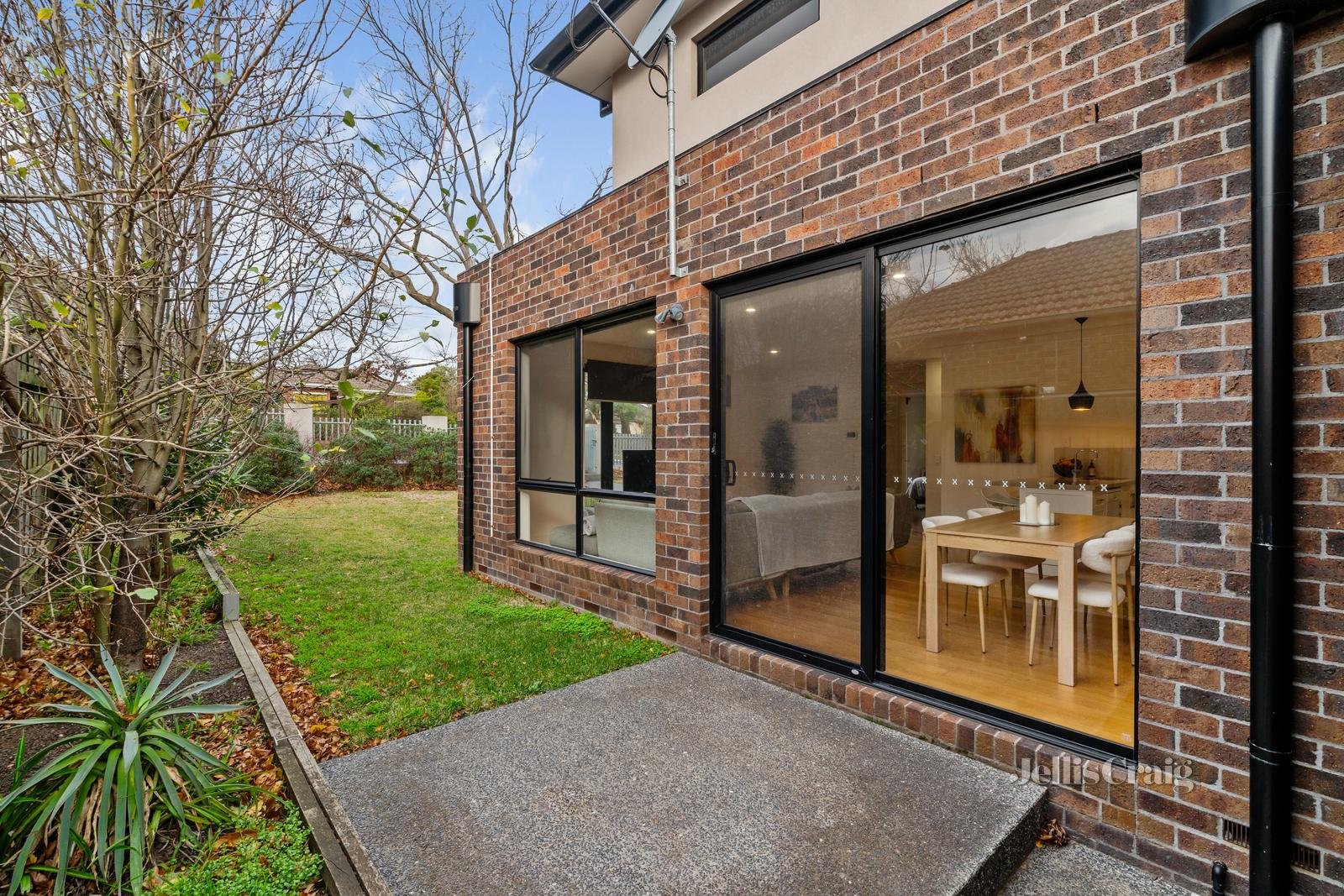 1/257 Elgar Road, Surrey&nbsp;Hills image 10