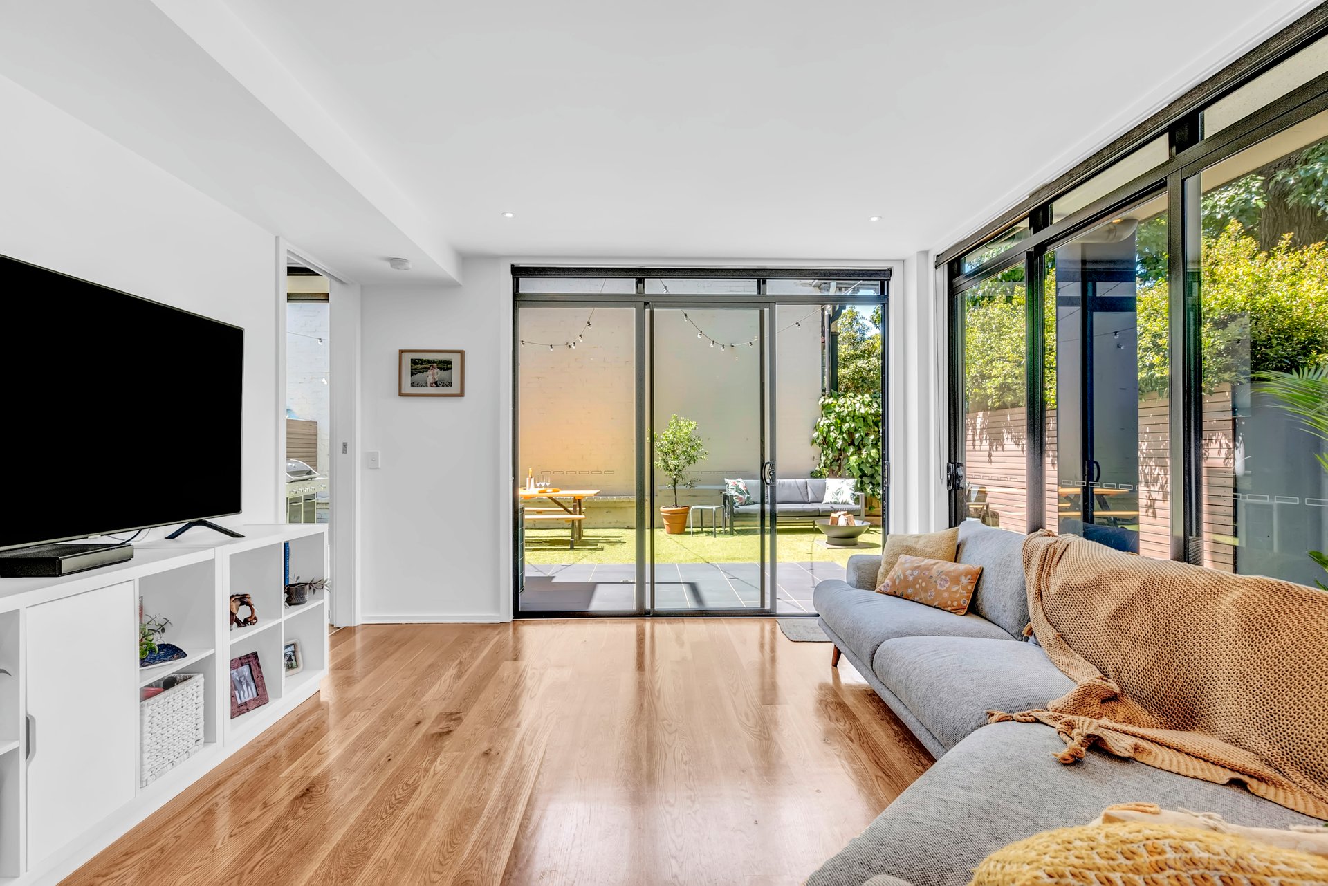 12 / 573 Glen Huntly Road Elsternwick