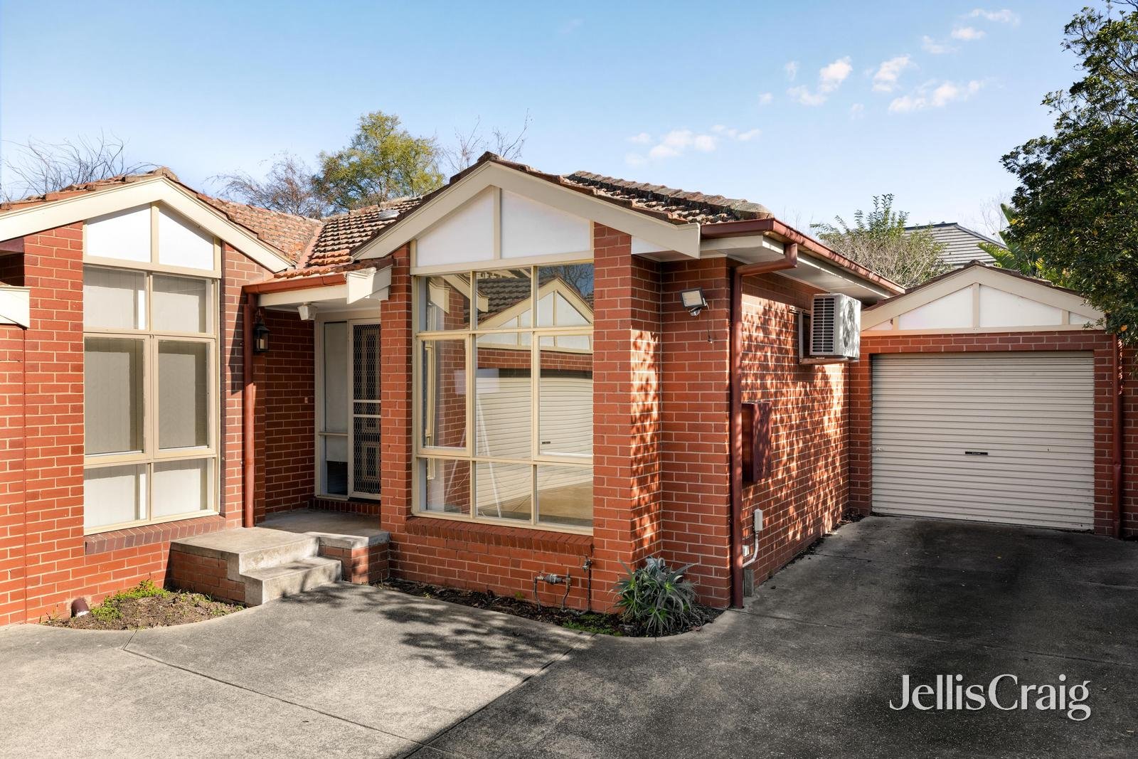 1&2/58 Bowen Street, Camberwell image 3