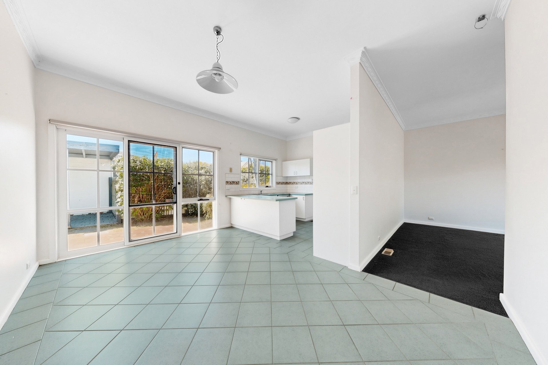 1/258 Tucker Road, Mckinnon image 5