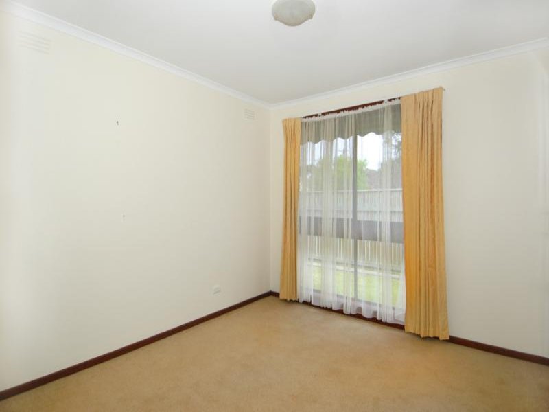 1/26 Autumn Street, Belmont image 5