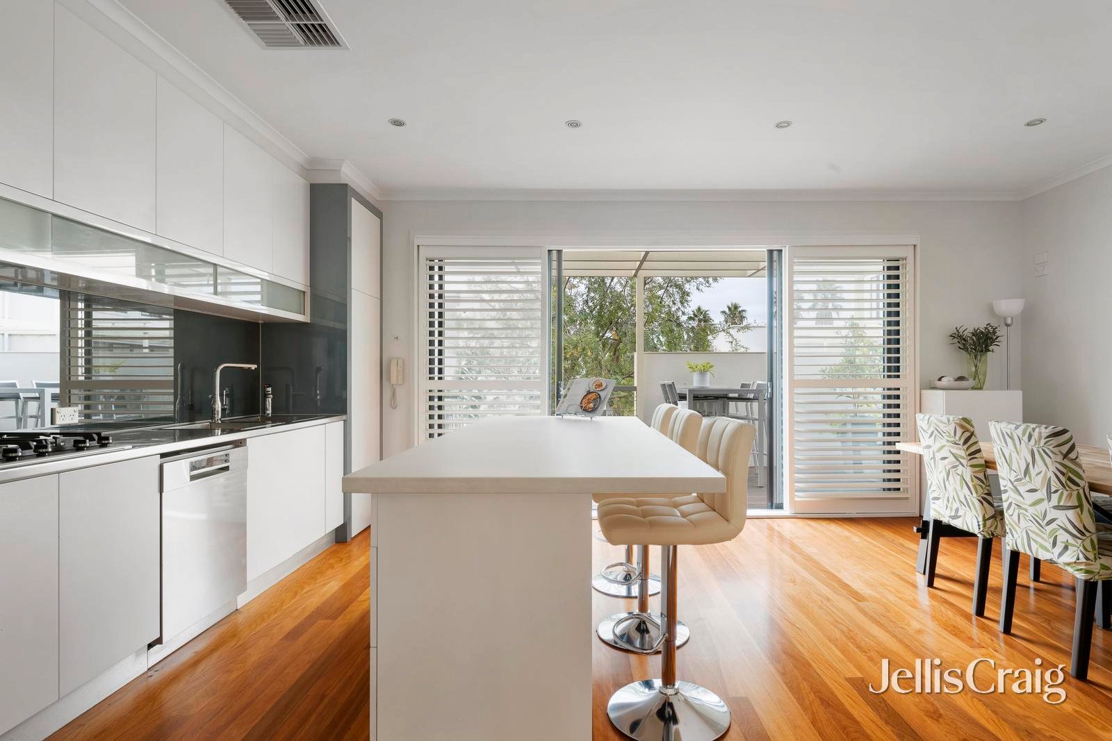 126 Beach Street, Port&nbsp;Melbourne image 9