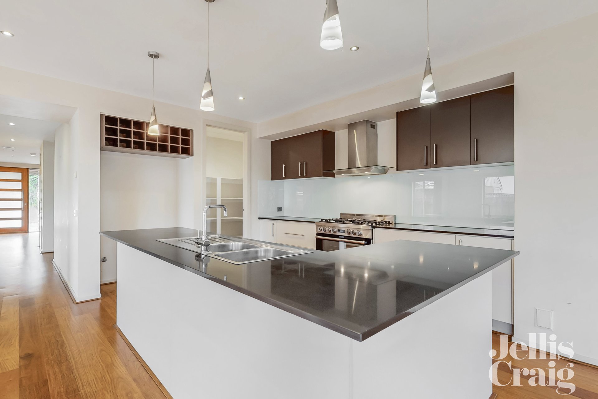 126 Belmore Road, Balwyn image 4