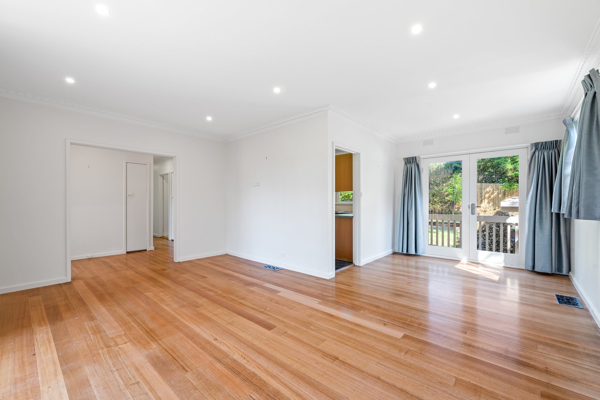 126 Brougham Street, Eltham image 3