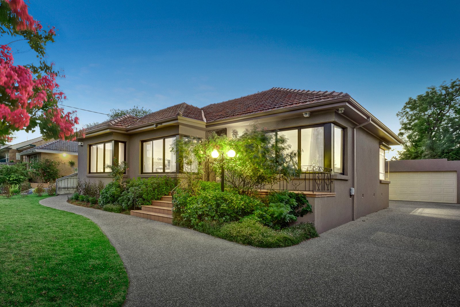 126 Hill Road, Balwyn North image 1