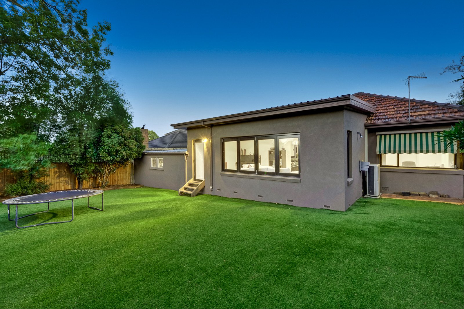 126 Hill Road, Balwyn North image 8