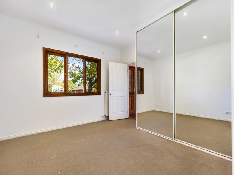 1/26 Montpellier Road, Burwood image 5