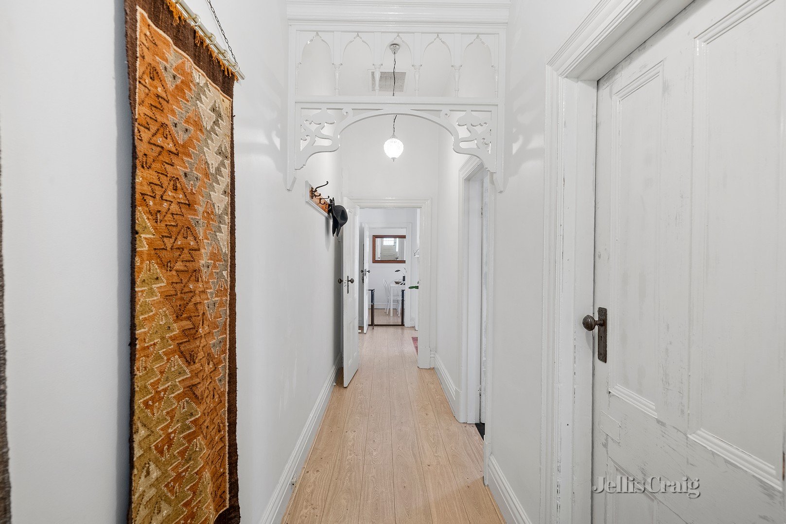 126 Mount Alexander Road, Travancore image 5