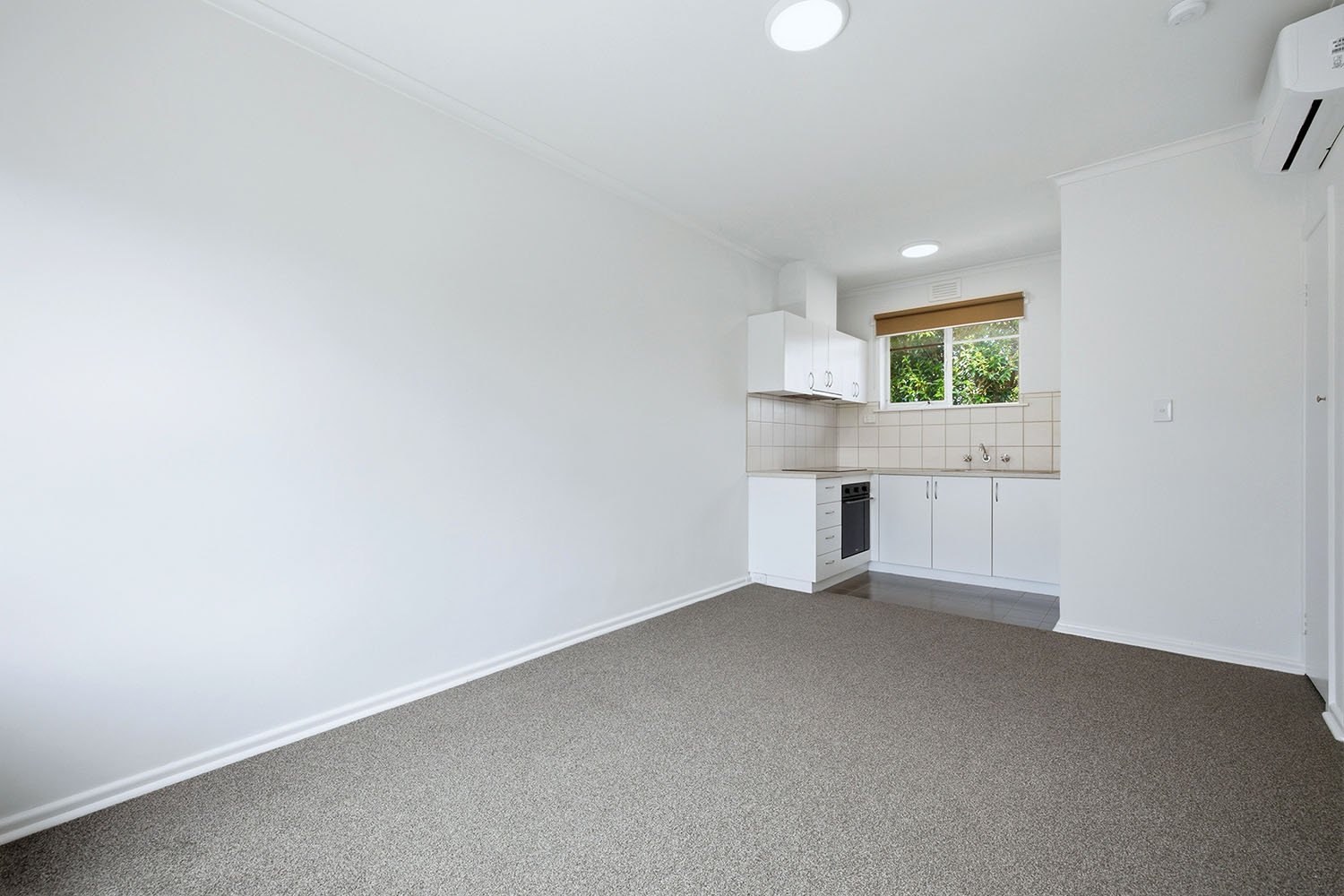 12/6 Newman Avenue, Carnegie image 3