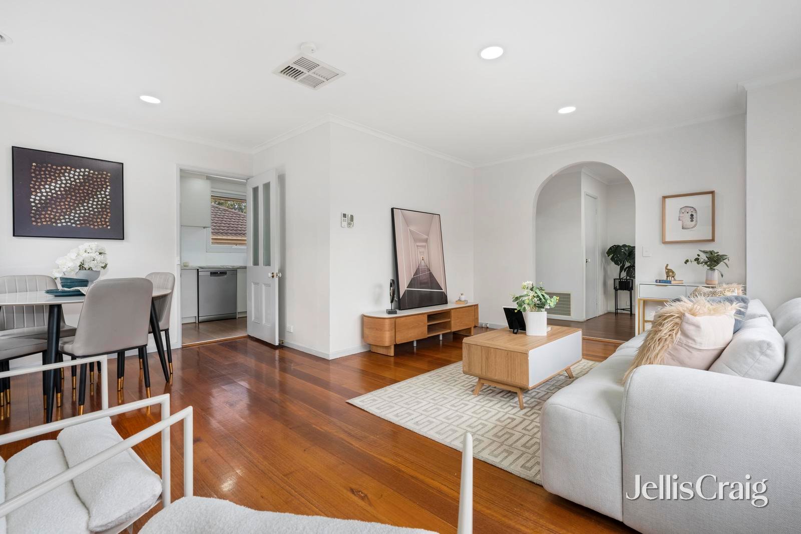 1/26 Ondine Drive, Wheelers&nbsp;Hill image 3