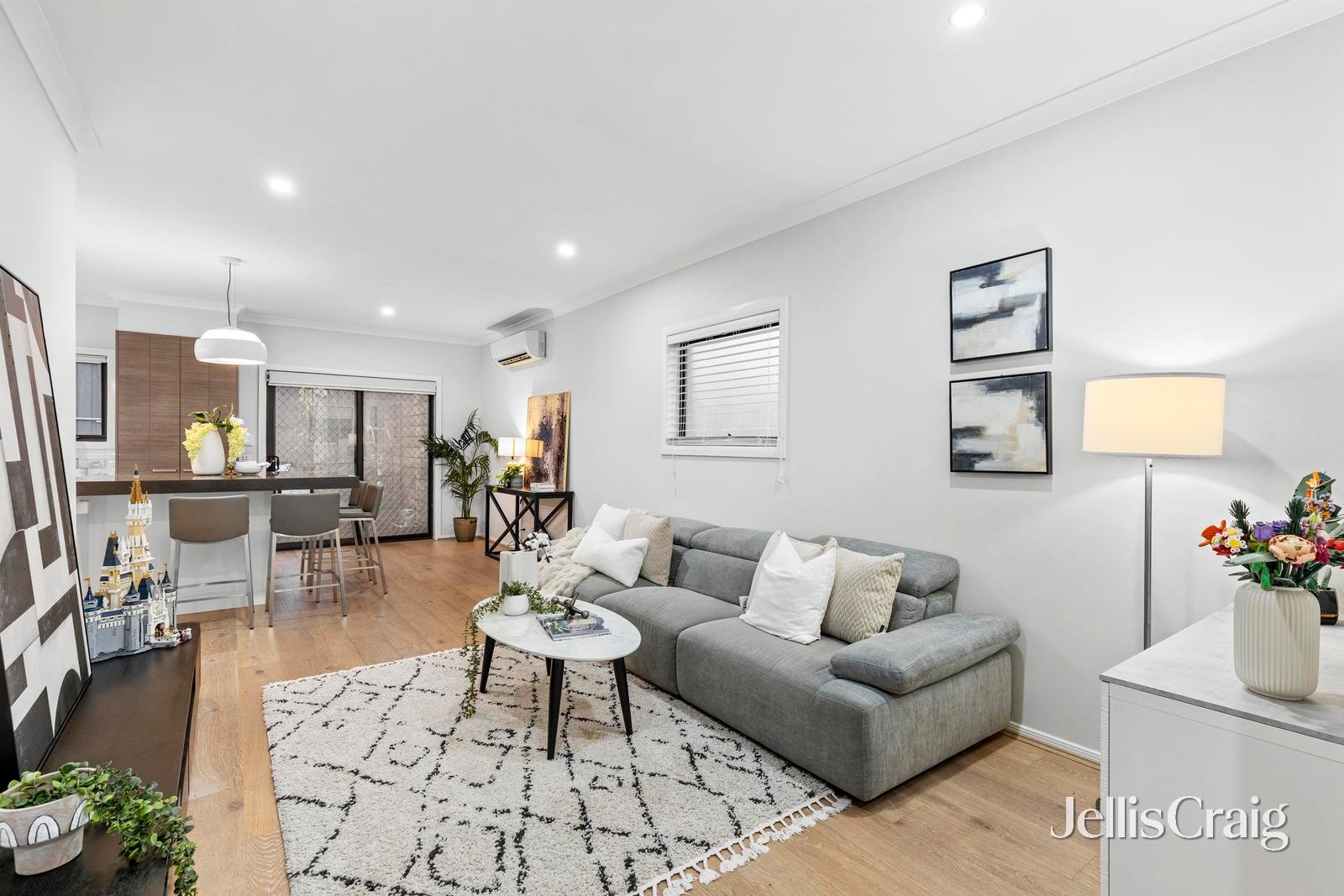 1/26 Stapley Crescent, Chadstone image 2