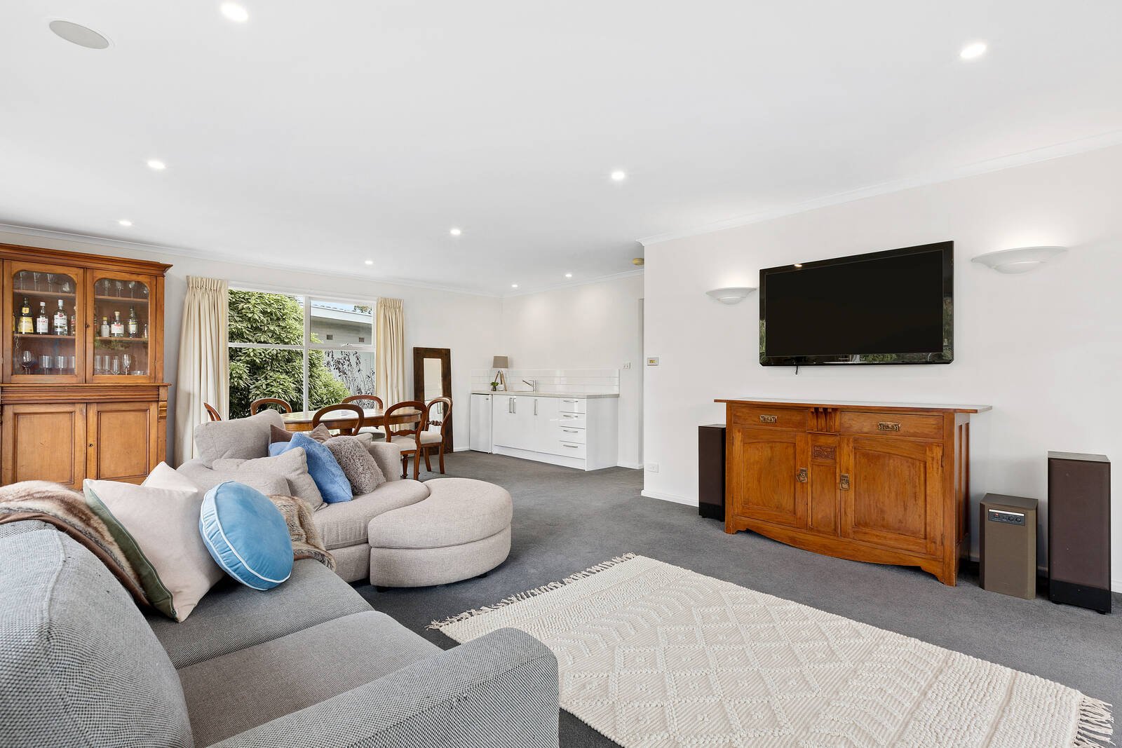 Property Gallery Thumbnail 4