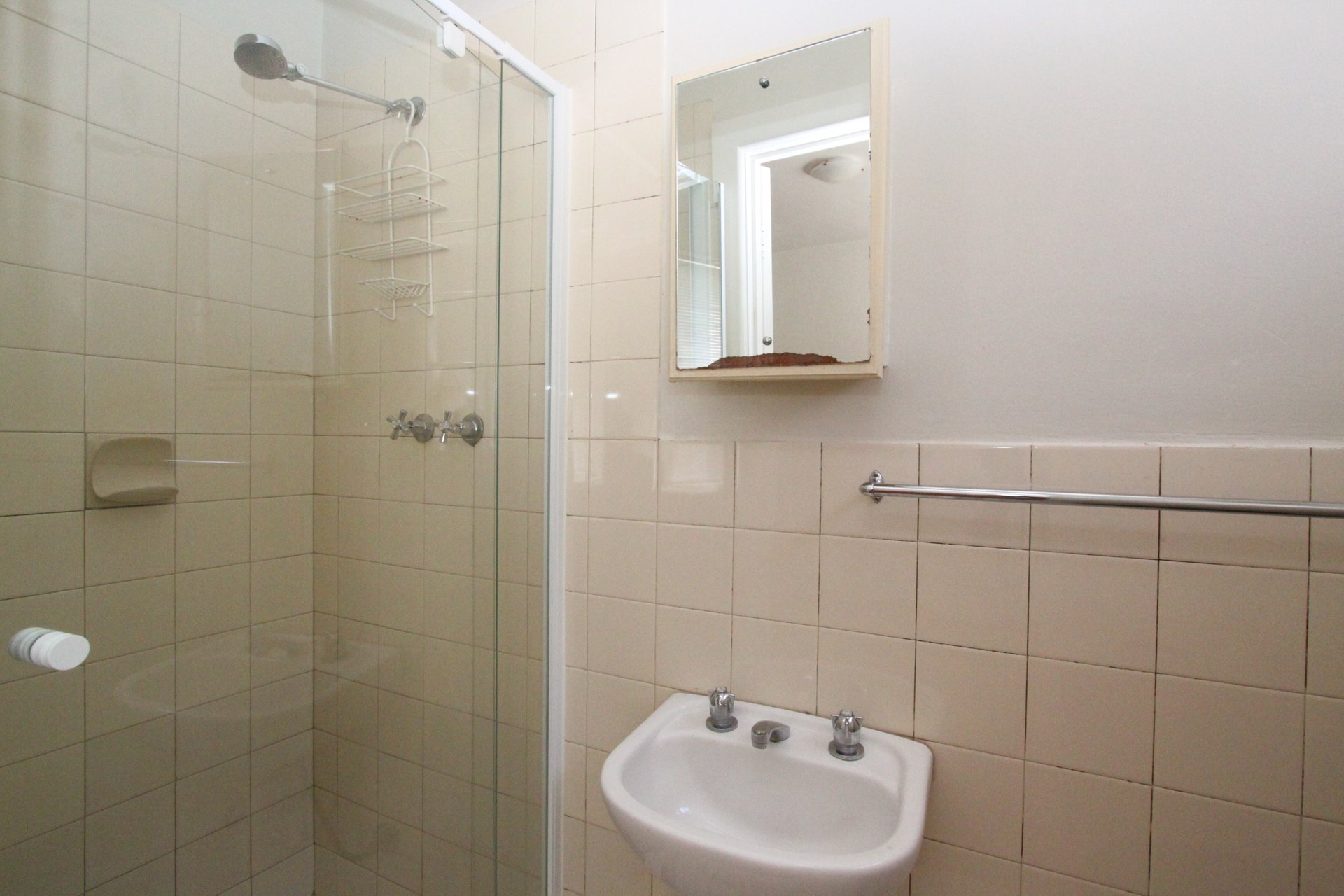 Property Gallery Thumbnail 3