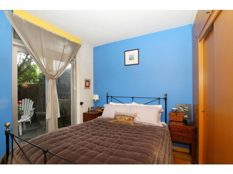 1/263 Dandenong Road, Prahran image 5
