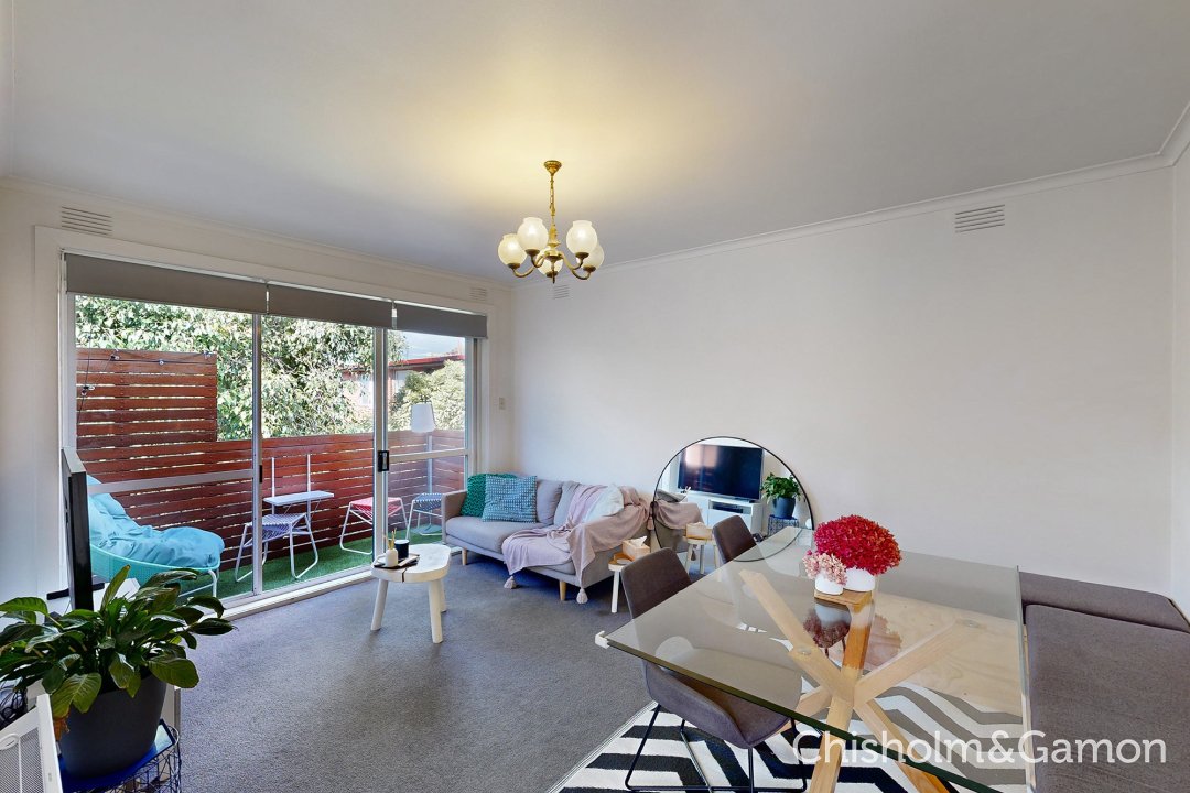 12/63 Ormond Road, Elwood image 2