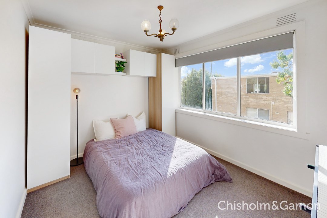 12/63 Ormond Road, Elwood image 5