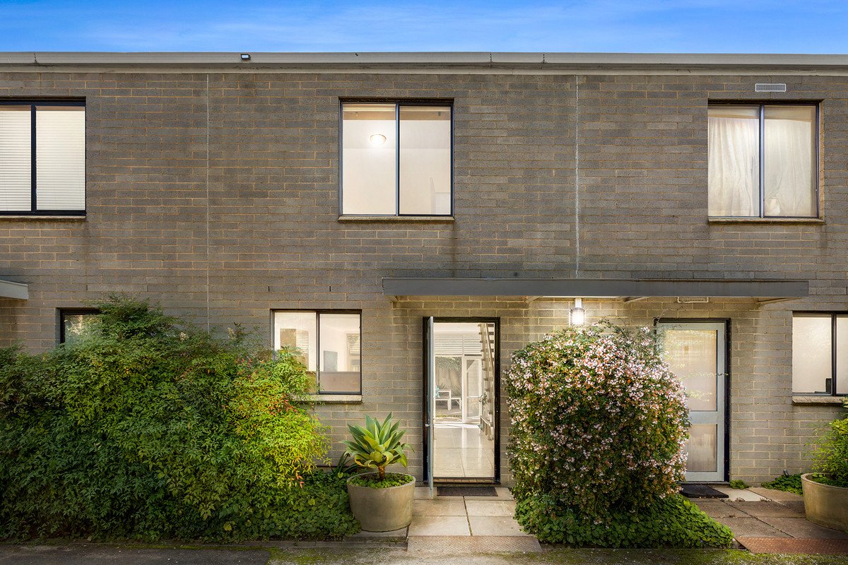 12/63 Wattle Road, Hawthorn image 9
