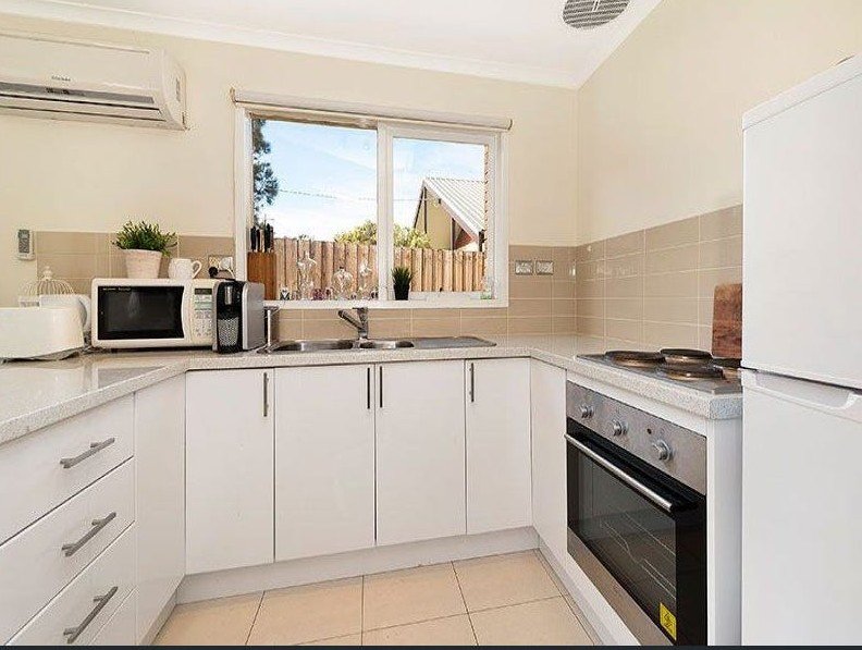 1/266 Nepean Highway, Seaford image 2