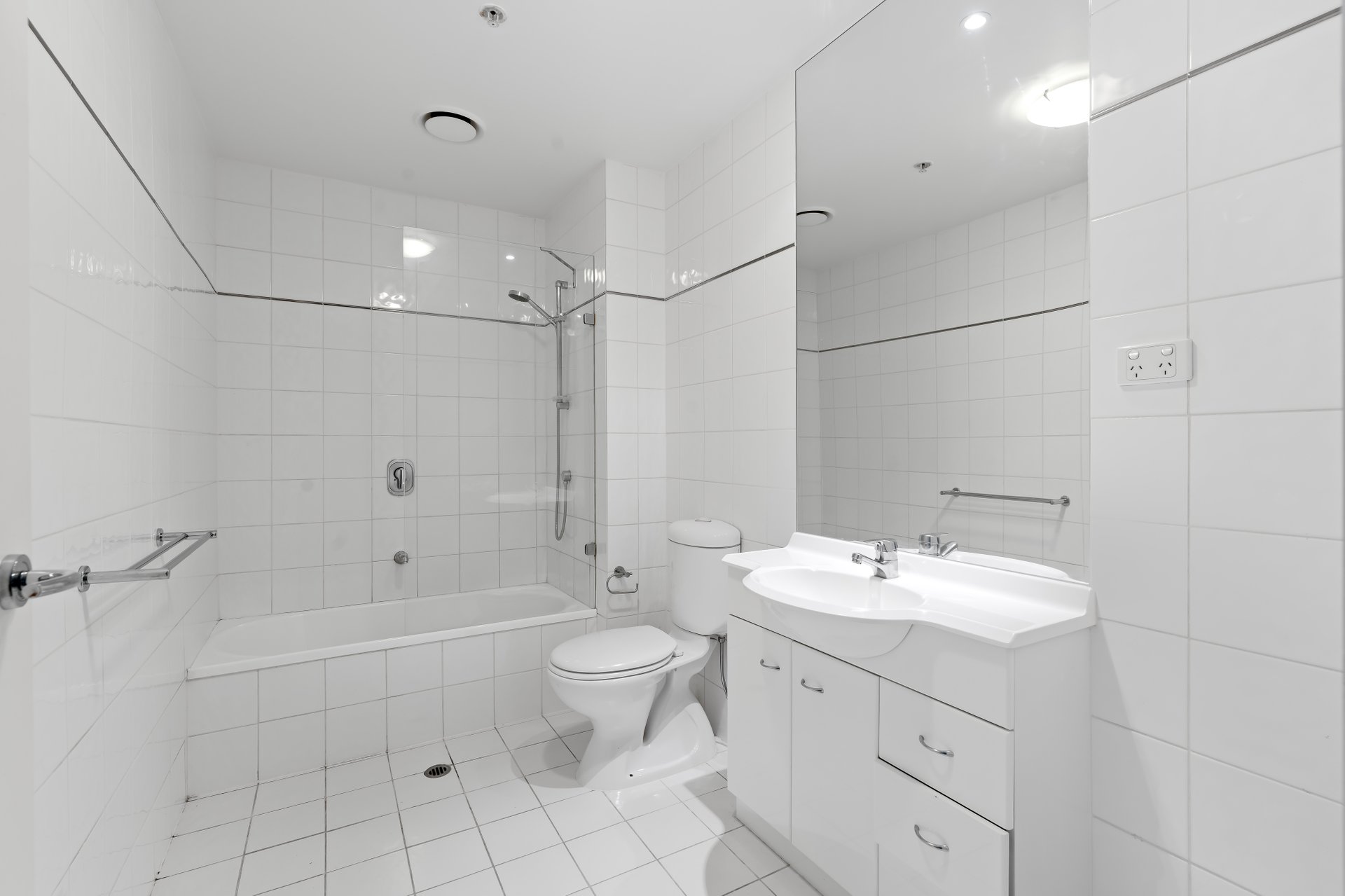 126/69 Dorcas Street, South Melbourne image 6