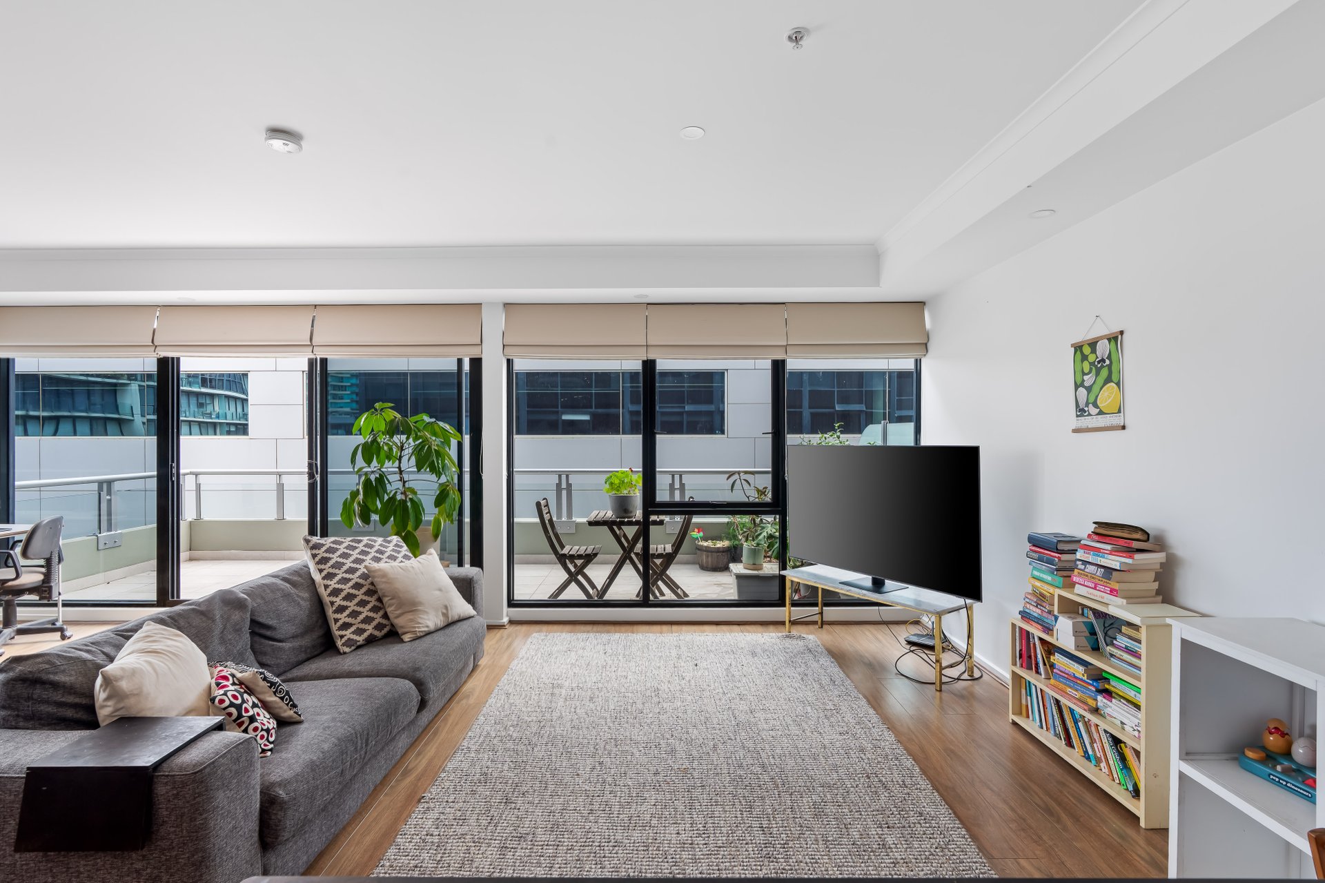 126/69 Dorcas Street, South Melbourne image 2