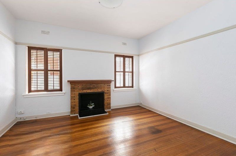 1/267 Barkly Street, St&nbsp;Kilda image 2