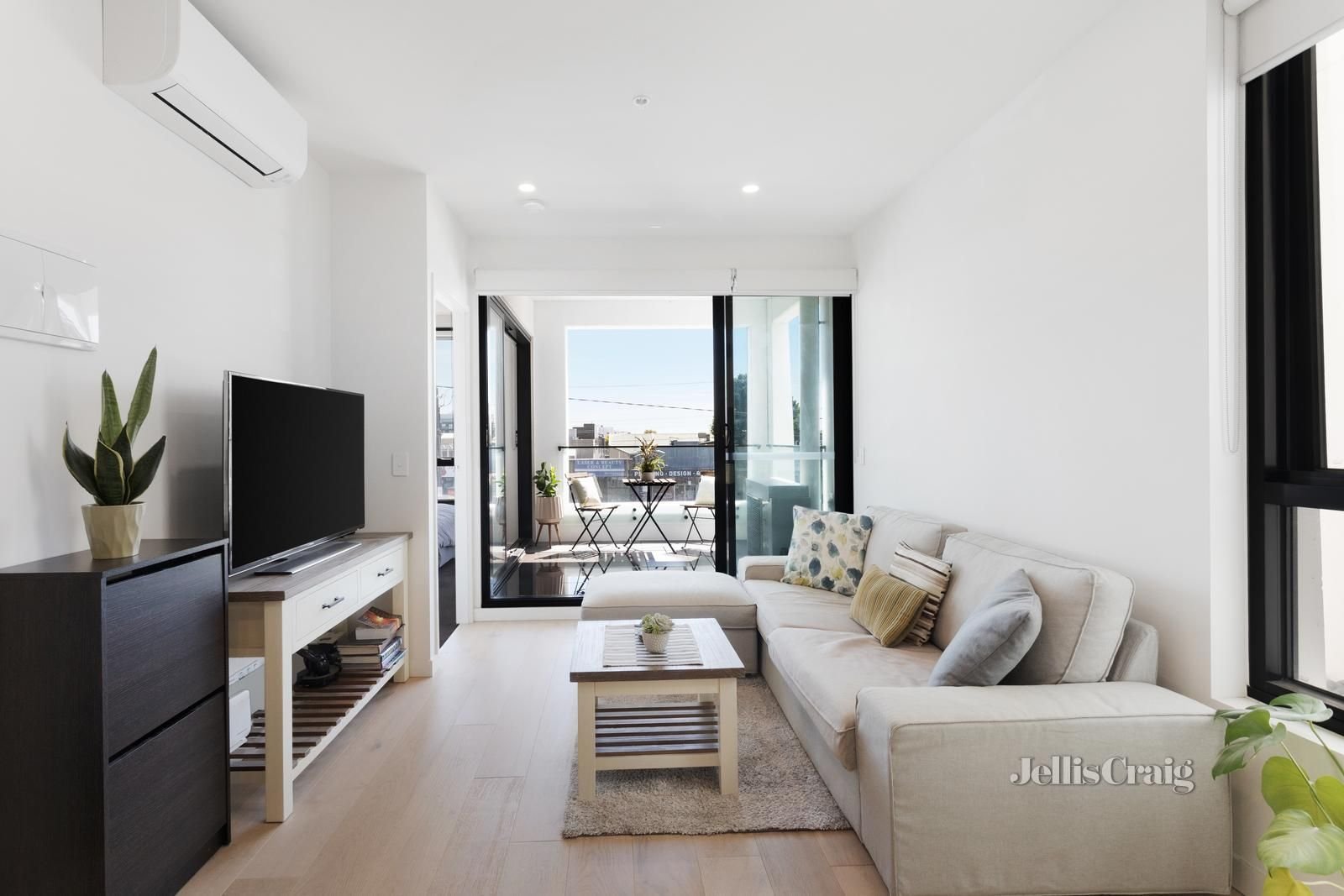 126/801 Centre Road, Bentleigh&nbsp;East image 3