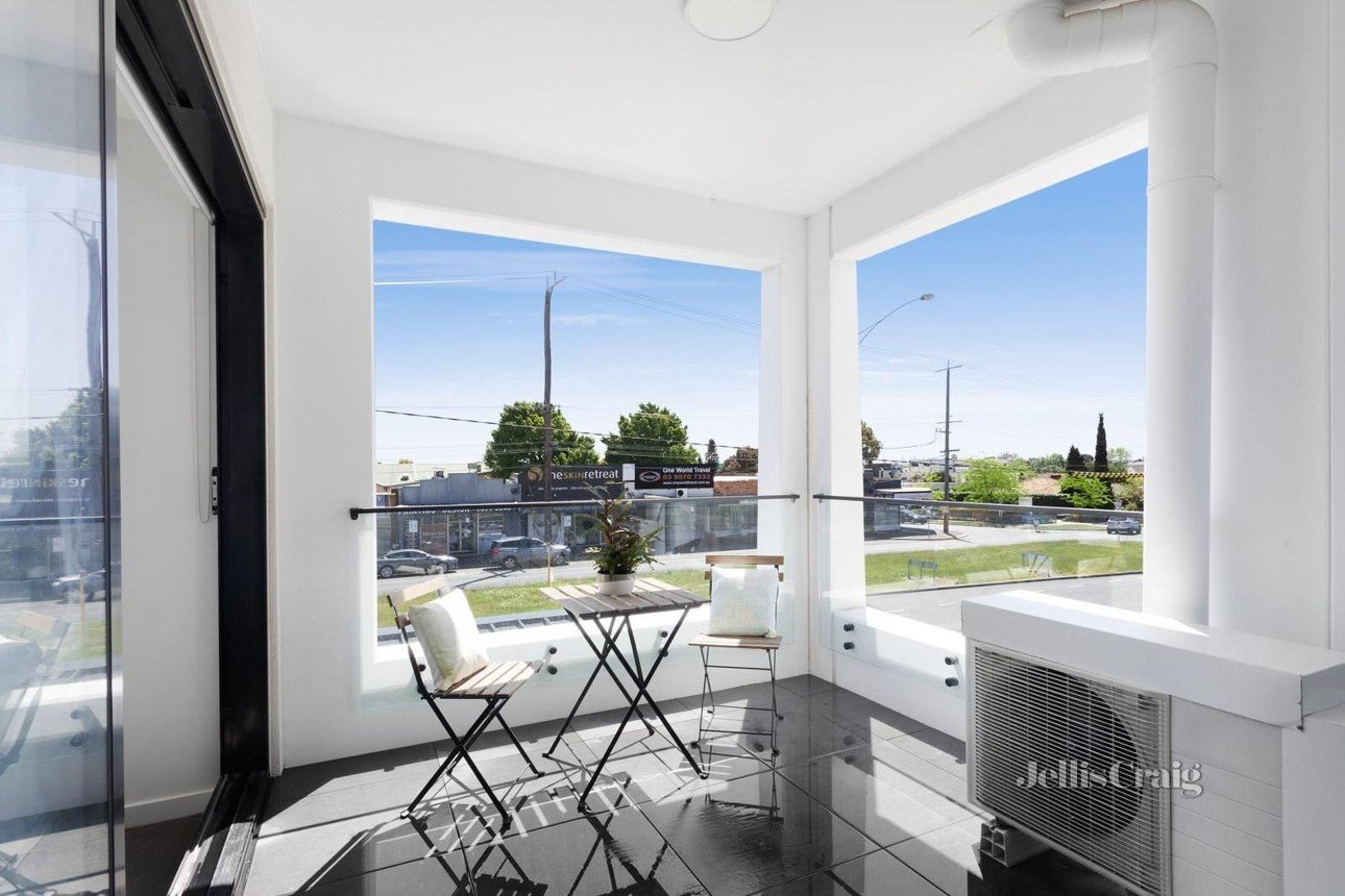 126/801 Centre Road, Bentleigh East image 4