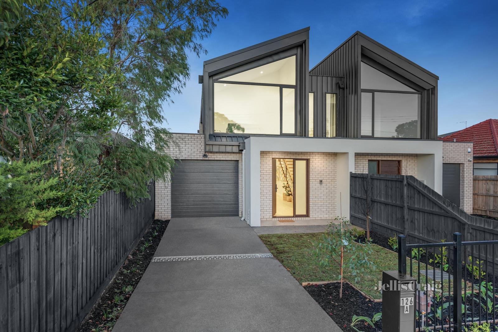 126A Tucker Road, Bentleigh image 1