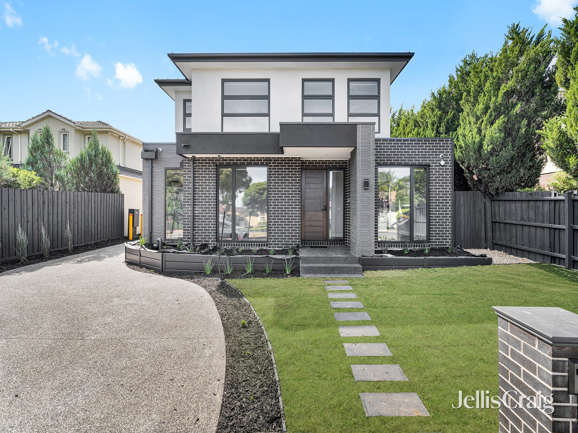 1/27 Adelaide Avenue, Mount&nbsp;Waverley image 1
