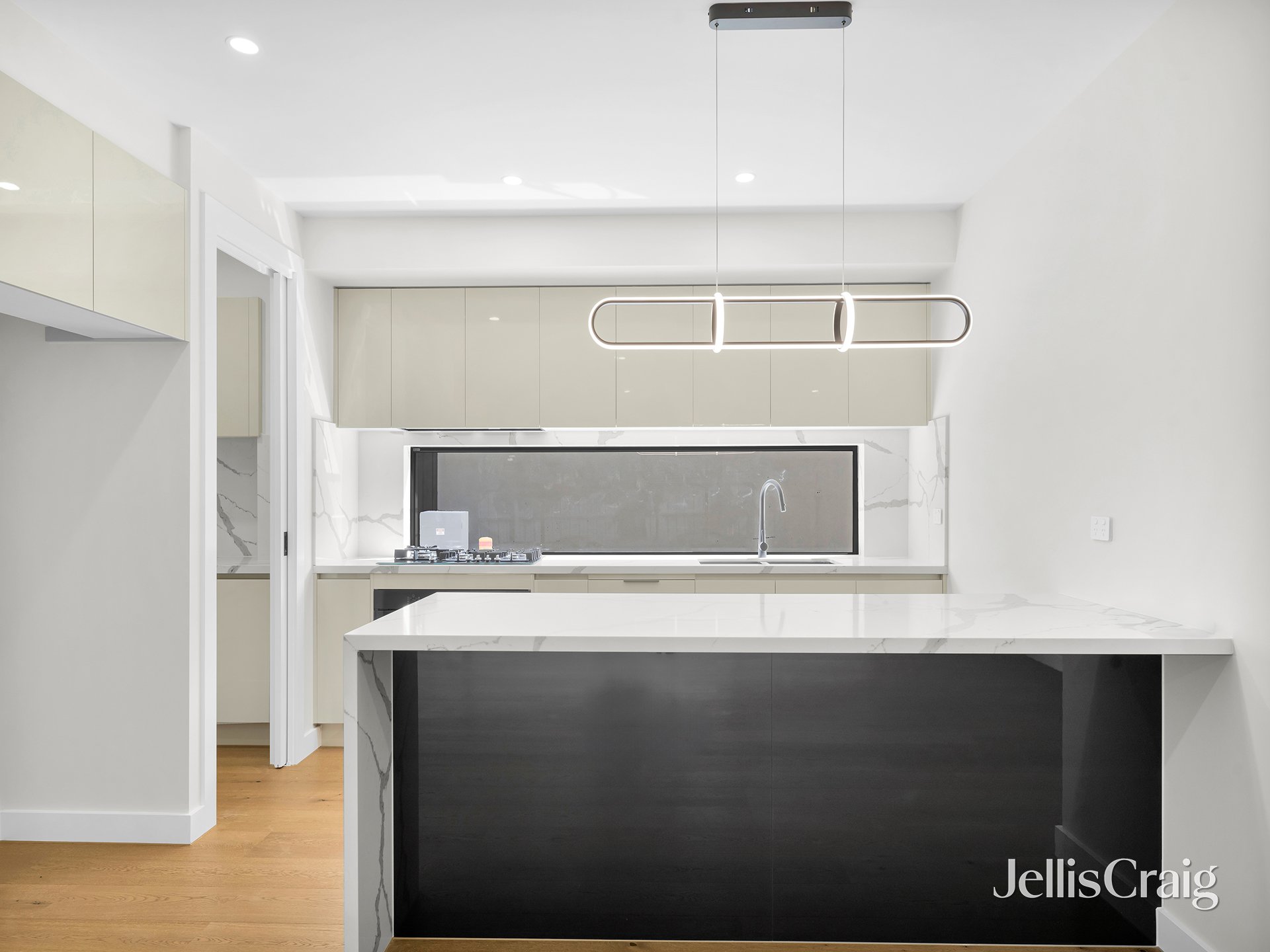 1/27 Adelaide Avenue, Mount&nbsp;Waverley image 3