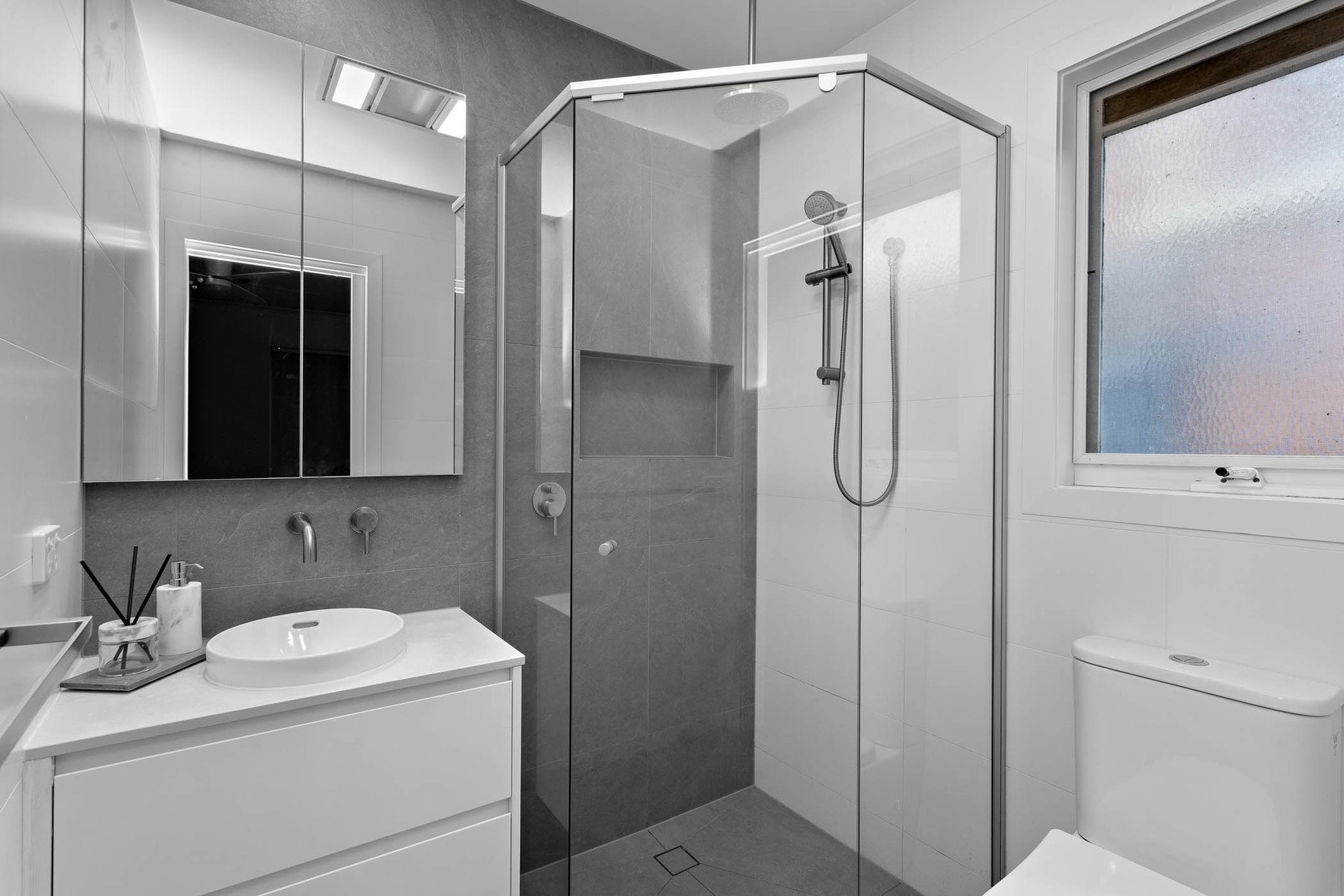 Property Gallery Thumbnail 4