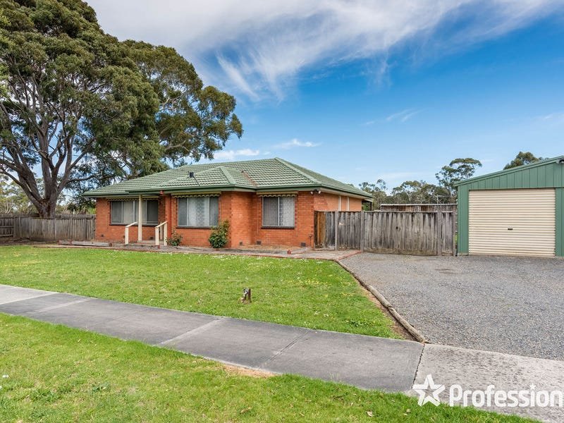 127 Carronvale Road, Mooroolbark image 2