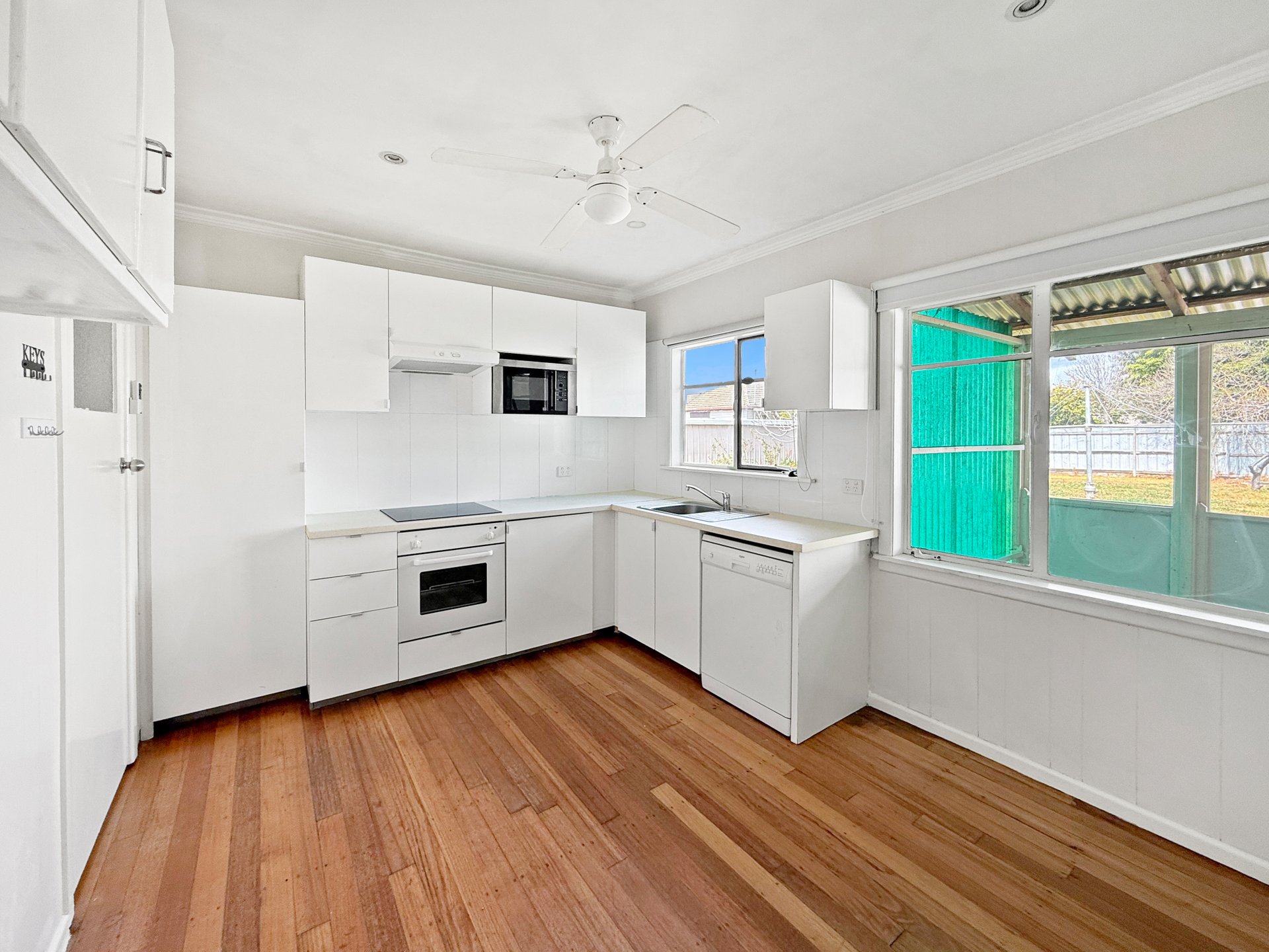 127 Cox Road, Norlane image 2