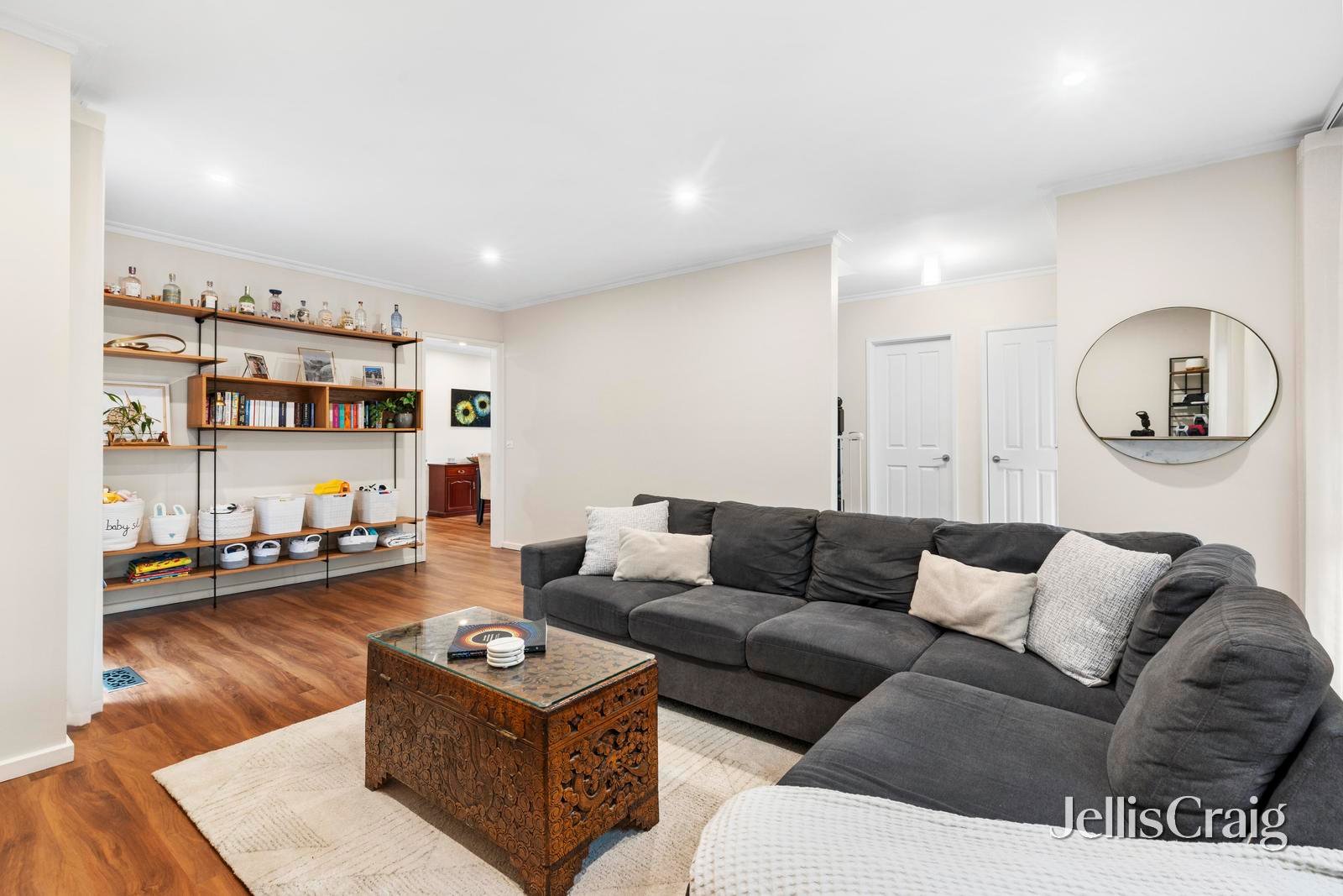 1/27 Cratloe Road, Mount&nbsp;Waverley image 2