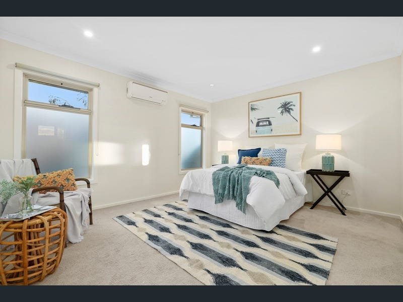 Property Gallery Thumbnail 7