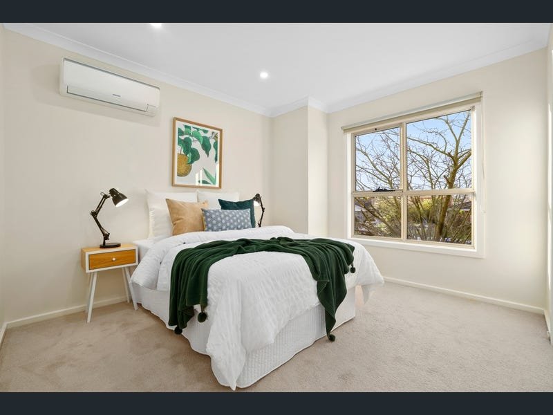 Property Gallery Thumbnail 8