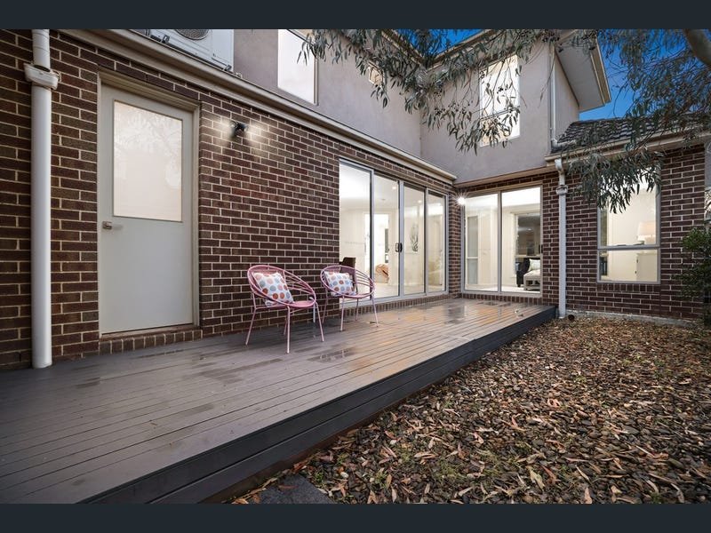 Property Gallery Thumbnail 9