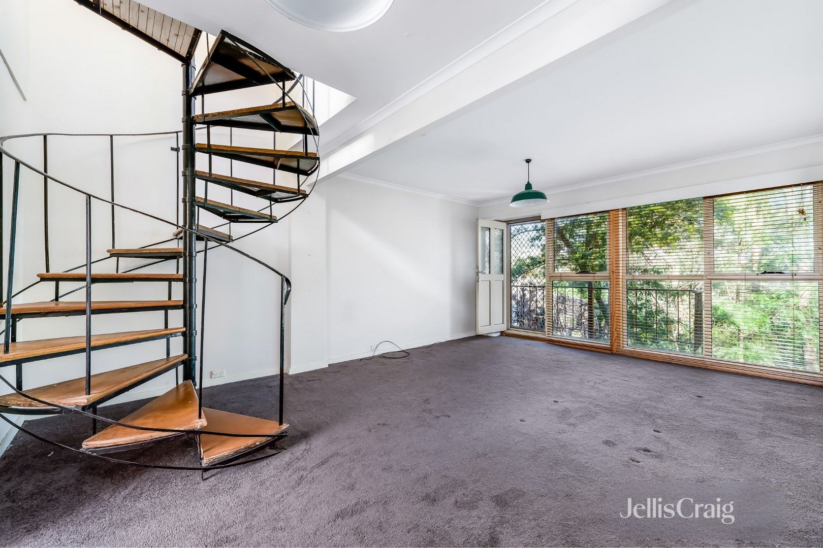 12/7 Egginton Street, Brunswick West image 1