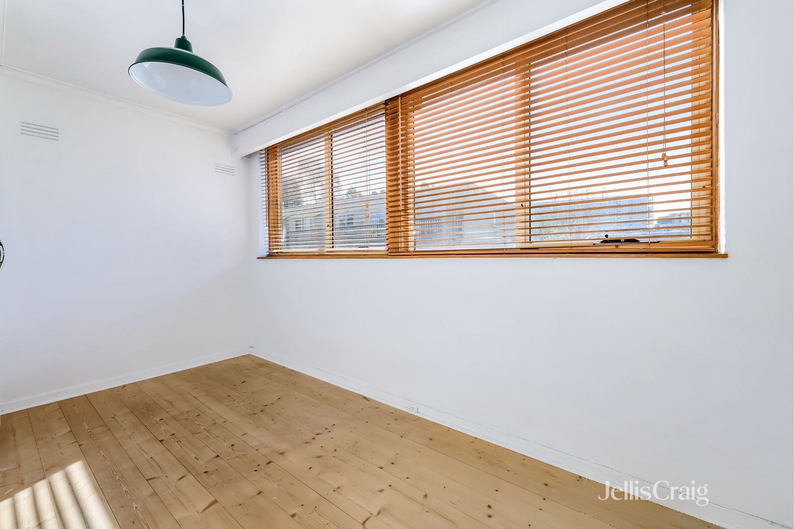 12/7 Egginton Street, Brunswick West image 4