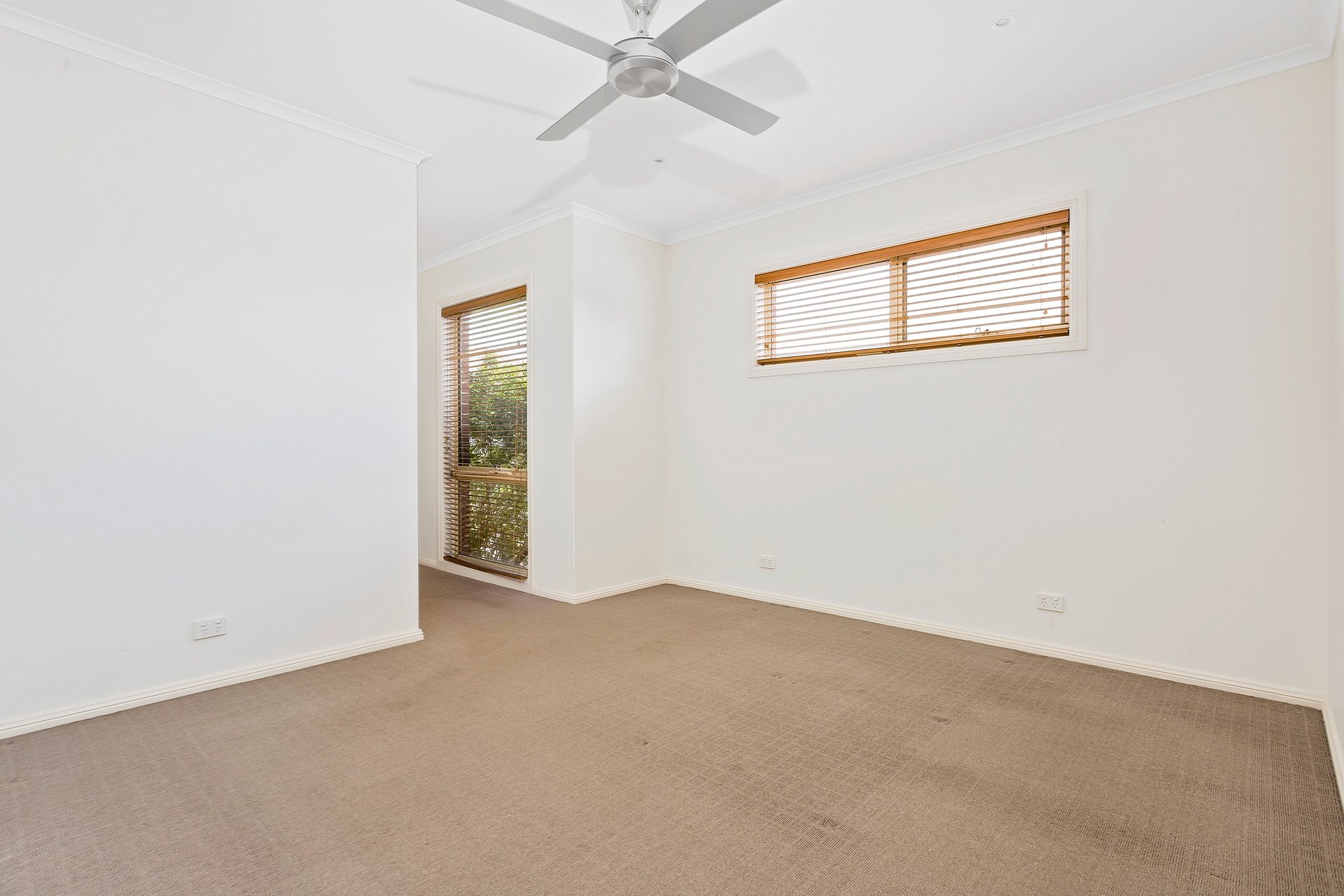 1 / 27 Gibbons Street WERRIBEE