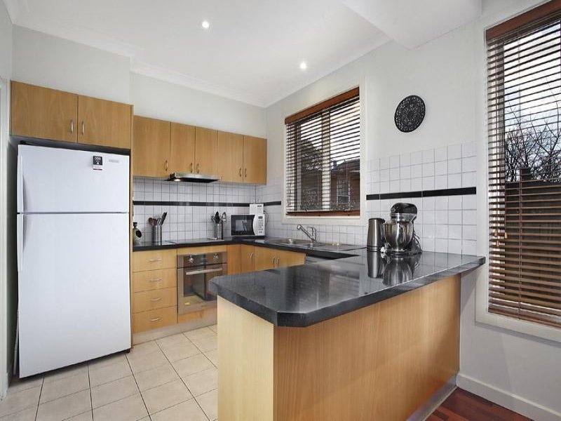 1/27 High Street, Mont Albert image 4