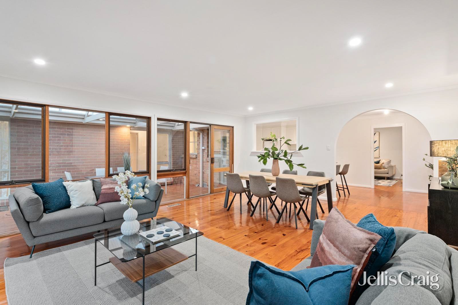 127 Maroondah Highway, Croydon image 3